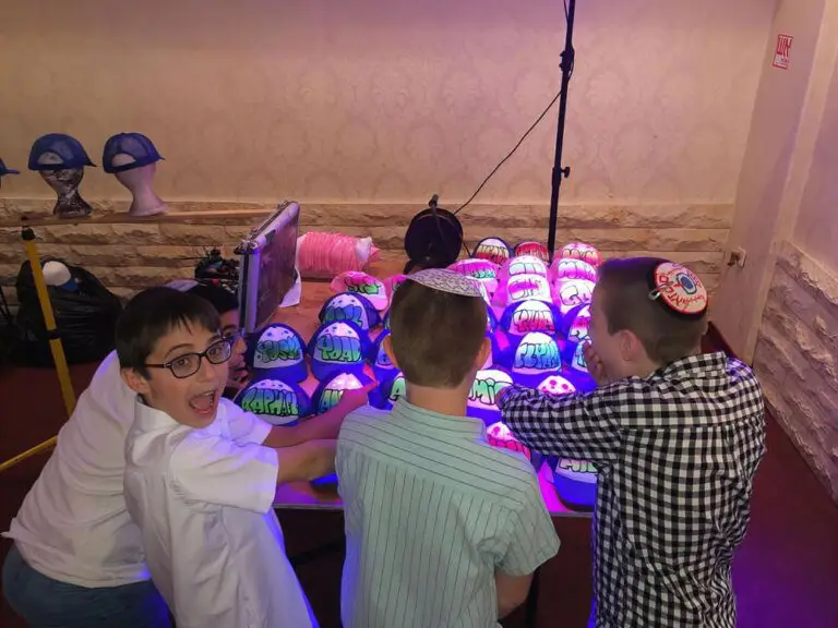מג'יק בן כובעי גרפיטי