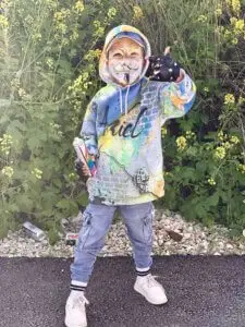 תחפושת נער הגרפיטי המקורית מג'יק בן